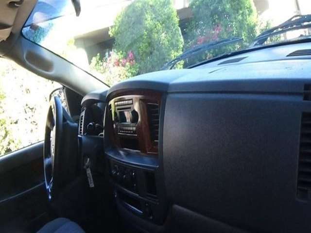 Dodge Ram Pickup 2500 2006 photo 45